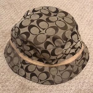 Coach bucket hat